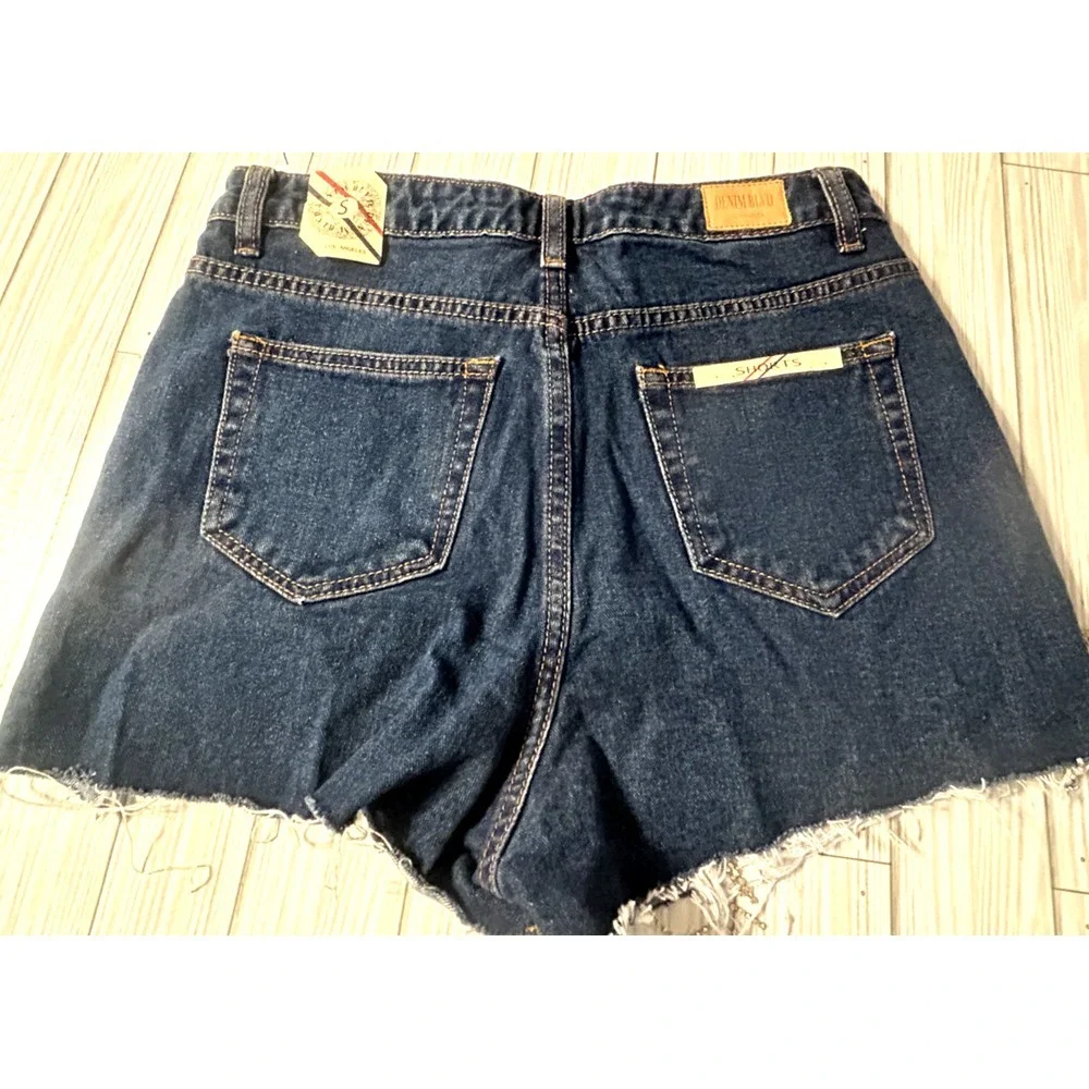 NWT Denim Blvd Bedazzled Distressed Bling Dark‎ Denim Shorts Blue Size SMALL
